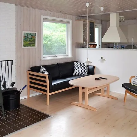 Hébergement de vacances Holiday Aakirkeby 764 With Terrace Vester Somarken